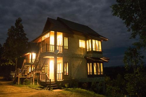 Khunyuam Resort in Mae Hong Son Khunyuam Resort in Mae Hong Son