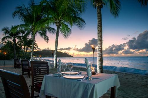 Restoranas, Galley Bay Resort & Spa in Five Islands Restoranas, Galley Bay Resort & Spa in Five Islands
