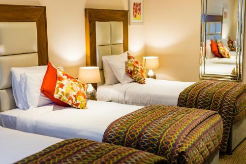Quartos, Grand Hotel Tralee in Tralee Quartos, Grand Hotel Tralee in Tralee