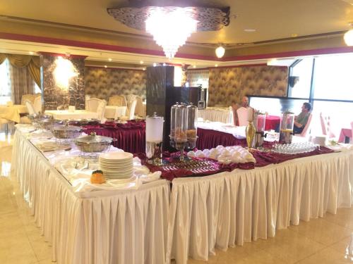 Храна и напитки, One to One Hotel in Ал-Кобар Храна и напитки, One to One Hotel in Ал-Кобар