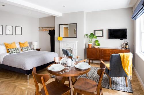 This photo about Cuckooz Mansion House shared on HyHotel.com