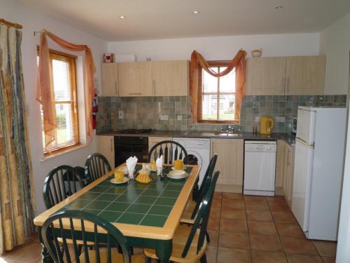 Кухня, Achill Sound Holiday Village in Акилл-Саунд Кухня, Achill Sound Holiday Village in Акилл-Саунд