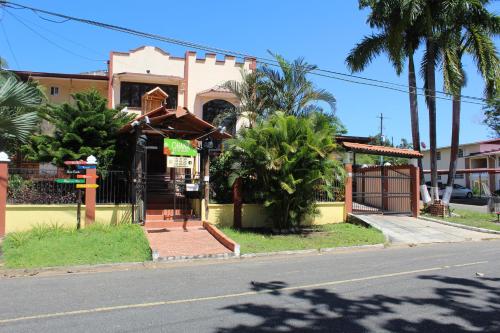 This photo about Hotel Ohana shared on HyHotel.com