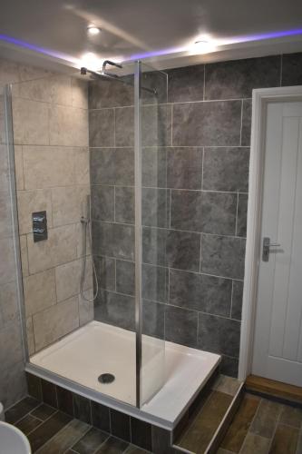 Banyo, Home and a Stay in Horfield Banyo, Home and a Stay in Horfield