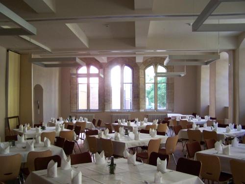 Restaurante, Augustinerkloster Gotha Herberge gGmbH in Gotha City Center Restaurante, Augustinerkloster Gotha Herberge gGmbH in Gotha City Center