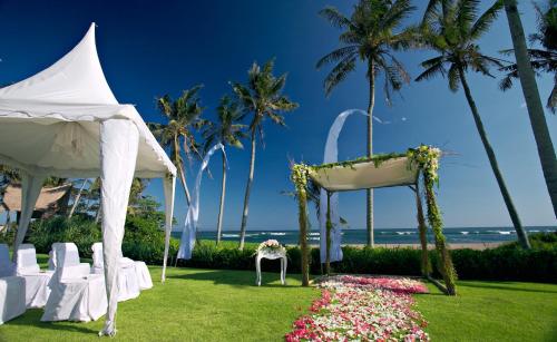 This photo about Ombak Luwung Beachfront Estate shared on HyHotel.com