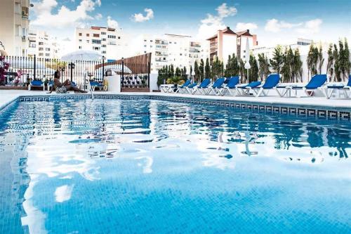 Piscina, Hotel El Faro Marbella in Marbela Piscina, Hotel El Faro Marbella in Marbela
