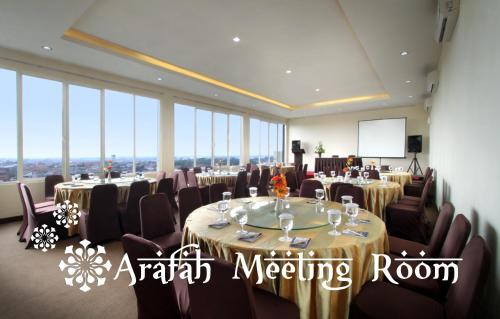 Namira Syariah Hotel Pekalongan in Pekalongan Namira Syariah Hotel Pekalongan in Pekalongan