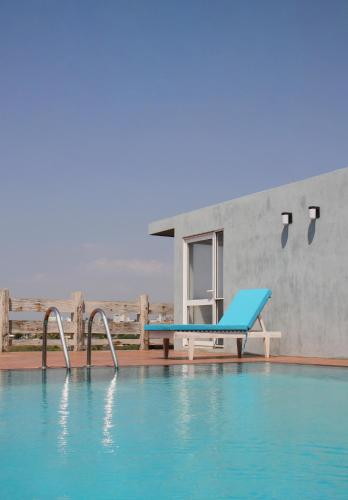 Swimming pool, Coza Ceylon in Mount Lavinia Swimming pool, Coza Ceylon in Mount Lavinia