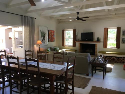 Bloemendal Guest Cottage in Riebeek Kasteel Bloemendal Guest Cottage in Riebeek Kasteel