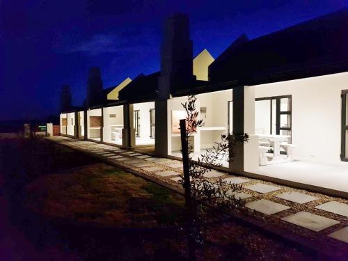 Faciliteter, Three Feathers Cottages in Olifantskop Faciliteter, Three Feathers Cottages in Olifantskop
