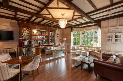 Bar/lounge, The Manor Elstree in Greater London North Bar/lounge, The Manor Elstree in Greater London North