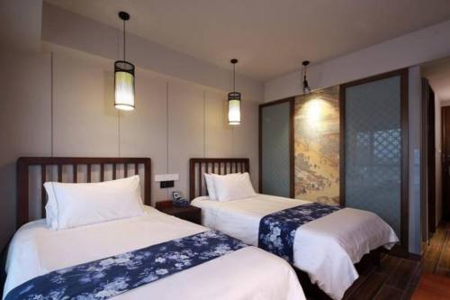This photo about Grand Cozy Hotel (Nanjing Confucius Temple) shared on HyHotel.com