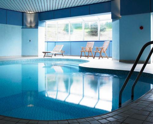 Swimming pool, Hunton Park in Watford Swimming pool, Hunton Park in Watford