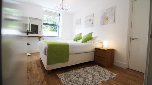 This photo about Flexistay Croydon Apartments shared on HyHotel.com