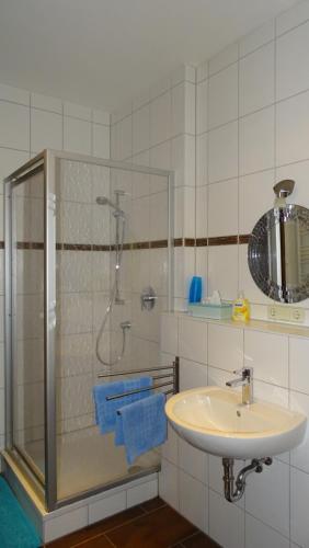 Bathroom, Ferienwohnung "Moller" in Rathmannsdorf - Hohe Bathroom, Ferienwohnung "Moller" in Rathmannsdorf - Hohe