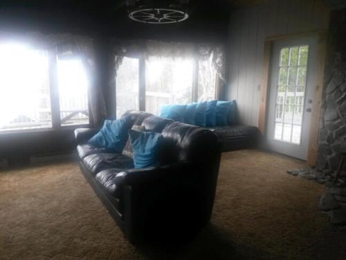 在meiguo.com看到的Celtic Cove Main Cabin的介绍图片