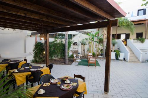 Garden, B&B L'Antica Rimessa in Lecce Suburbs Garden, B&B L'Antica Rimessa in Lecce Suburbs