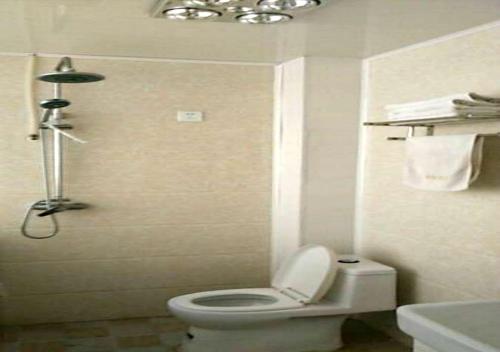 This photo about Huashan Fengguang Hostel shared on HyHotel.com