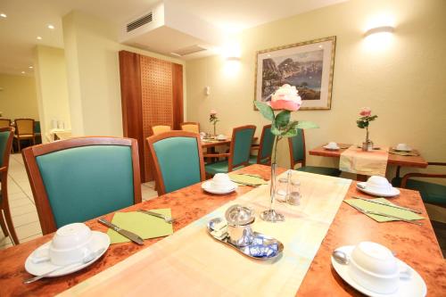 Étterem, Hotel Miramar am Römer near Römerberg Étterem, Hotel Miramar am Römer near Römerberg