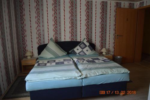 This photo about Gasthaus und Pension Mombergstube shared on HyHotel.com