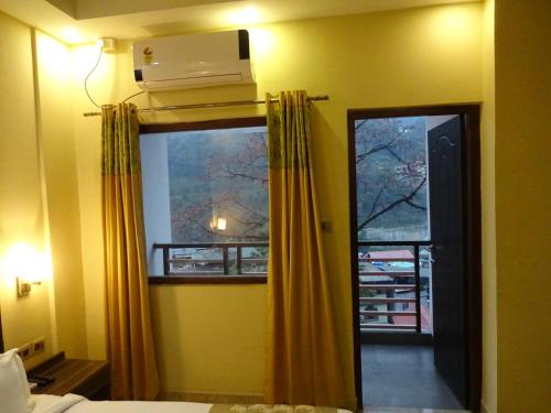 This photo about Terrace Valley Clarks Inn shared on HyHotel.com