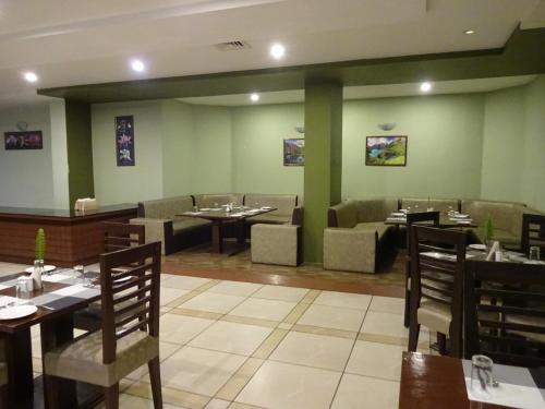 This photo about Terrace Valley Clarks Inn shared on HyHotel.com