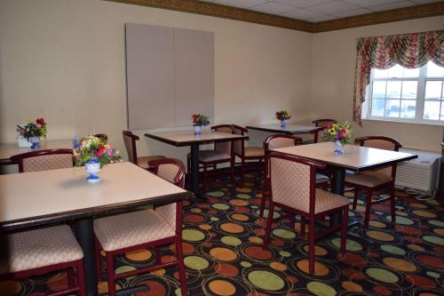 Ételek és italok, Microtel Inn & Suites by Wyndham Rock Hill/Charlotte Area in Rock Hill (Dél-Karolina) Ételek és italok, Microtel Inn & Suites by Wyndham Rock Hill/Charlotte Area in Rock Hill (Dél-Karolina)