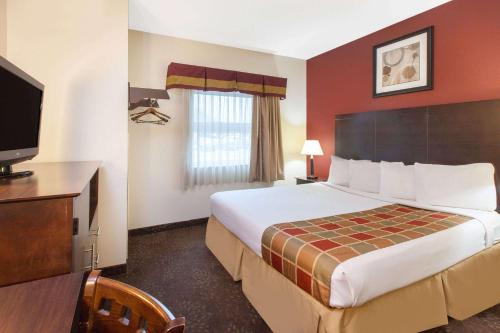 Зручності, Travelodge by Wyndham Romulus Detroit Airport in Romulus Зручності, Travelodge by Wyndham Romulus Detroit Airport in Romulus
