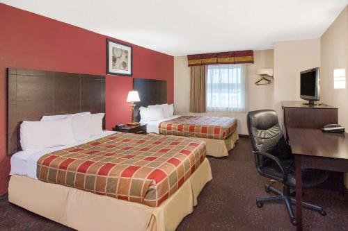 Зручності, Travelodge by Wyndham Romulus Detroit Airport in Romulus Зручності, Travelodge by Wyndham Romulus Detroit Airport in Romulus