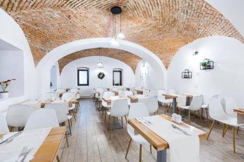 Restaurant, Drachenhaus in Brasov Restaurant, Drachenhaus in Brasov