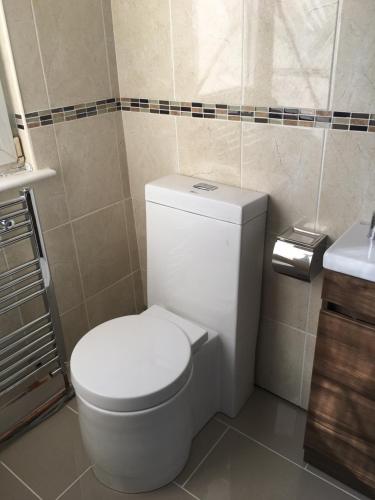 This photo about Elris Essex House shared on HyHotel.com