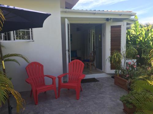 parveke/terassi, smithy's eco-apartment in Morne Jaloux Ridge parveke/terassi, smithy's eco-apartment in Morne Jaloux Ridge