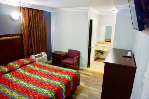 在meiguo.com看到的洛杉矶里约宫殿汽车旅馆的介绍图片