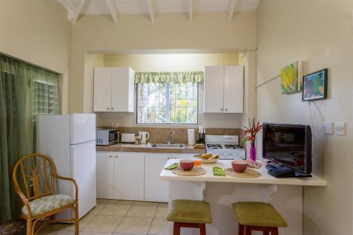 Ruoka ja Juomat, smithy's eco-apartment in Morne Jaloux Ridge Ruoka ja Juomat, smithy's eco-apartment in Morne Jaloux Ridge