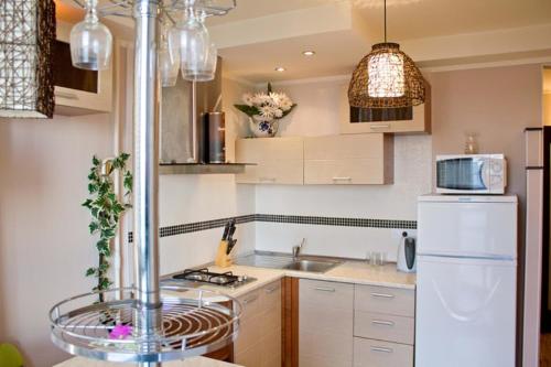 ห้องครัว, Obolonska Square Apartments (D1) in โอโบลอนสกี ห้องครัว, Obolonska Square Apartments (D1) in โอโบลอนสกี