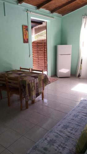 Shared lounge/TV area, Les petits sykriyes in Sainte Anne Shared lounge/TV area, Les petits sykriyes in Sainte Anne