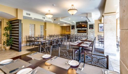 Restaurant, Monte Carlo Inn Markham in Markham (ON) Restaurant, Monte Carlo Inn Markham in Markham (ON)