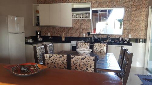 Kitchen, Linda Casa 4 Quartos Castelhanos ES in Anchieta Kitchen, Linda Casa 4 Quartos Castelhanos ES in Anchieta