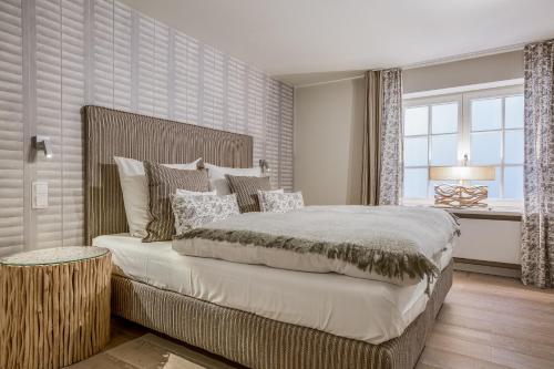 This photo about Apartmenthotel am Leuchtturm shared on HyHotel.com