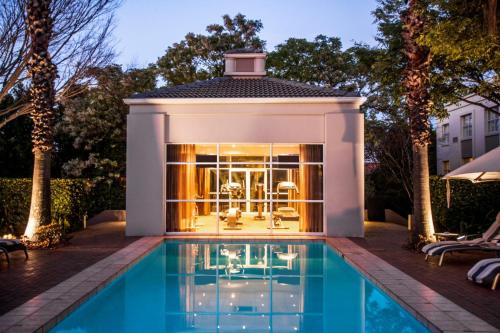 Piscina, Garden Court Morningside Sandton in Sandton Piscina, Garden Court Morningside Sandton in Sandton