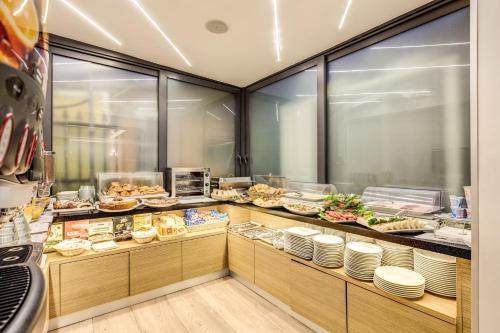 Food and beverages, Trevi Hotel in Trevi Food and beverages, Trevi Hotel in Trevi