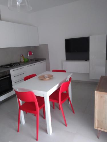 Kitchen, Casa vacanze "Il Mare" in Mondolfo Kitchen, Casa vacanze "Il Mare" in Mondolfo