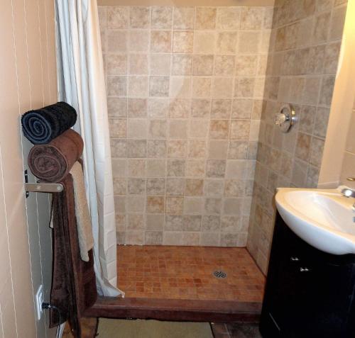 This photo about Edgewater By The Bay shared on HyHotel.com