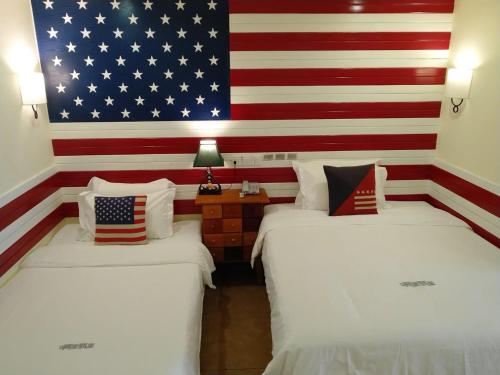 This photo about Sanya Nalinali Hostel Dadonghai shared on HyHotel.com