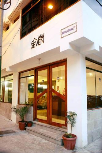 Seven Mapi Hotel