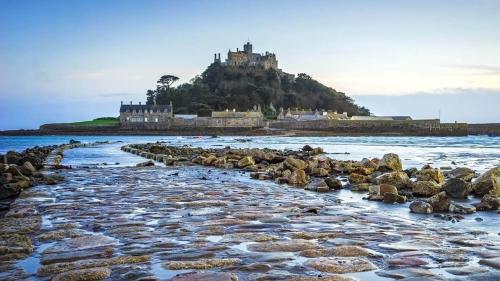 This photo about Marazion Hotel shared on HyHotel.com