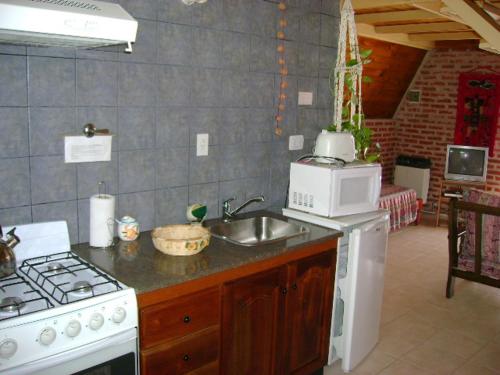 This photo about Cabanas las Brisas shared on HyHotel.com