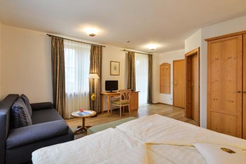 This photo about Landhotel Huber am See shared on HyHotel.com