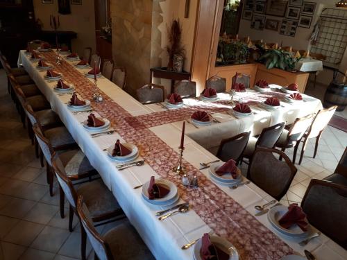 Alaprajzok, Familienhotel Zur Linde in Panschwitz-Kuckau Alaprajzok, Familienhotel Zur Linde in Panschwitz-Kuckau